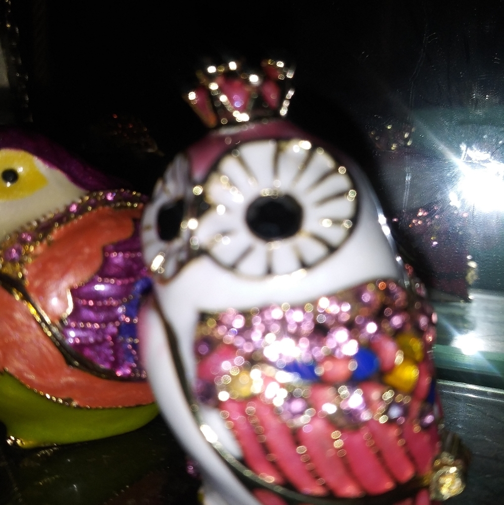 2 set bird trinkets. Very beautiful